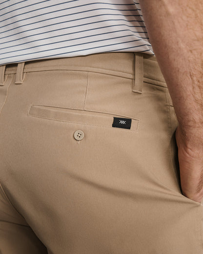 Nomad Tech Chino Short - 7" - US 5138