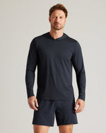Base Training Lightweight Hoodie - US 5224