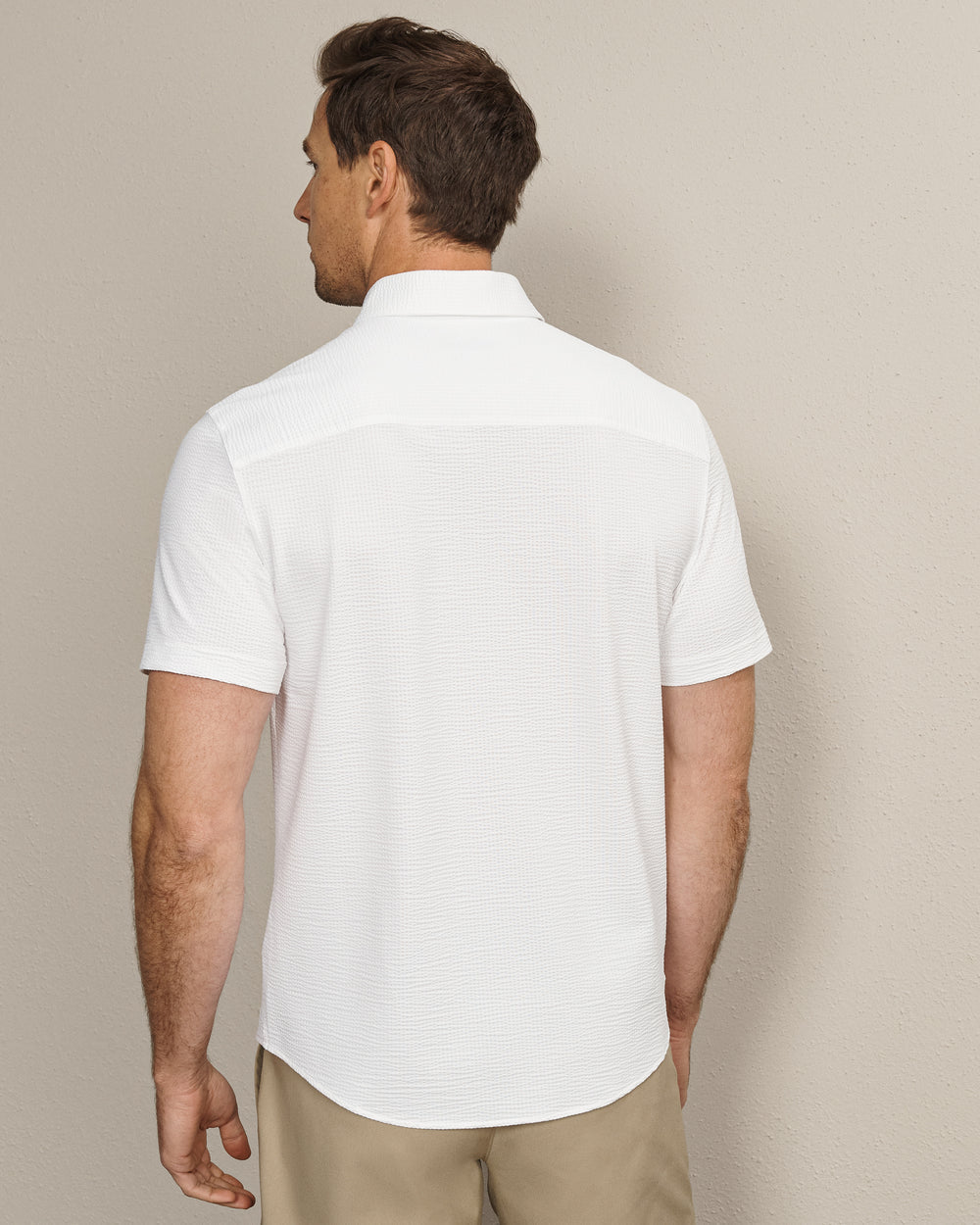 Commuter® Seersucker Short Sleeve Button Down - US 2923