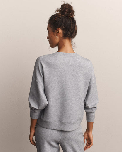 DreamGlow® Crew Neck - US 7475