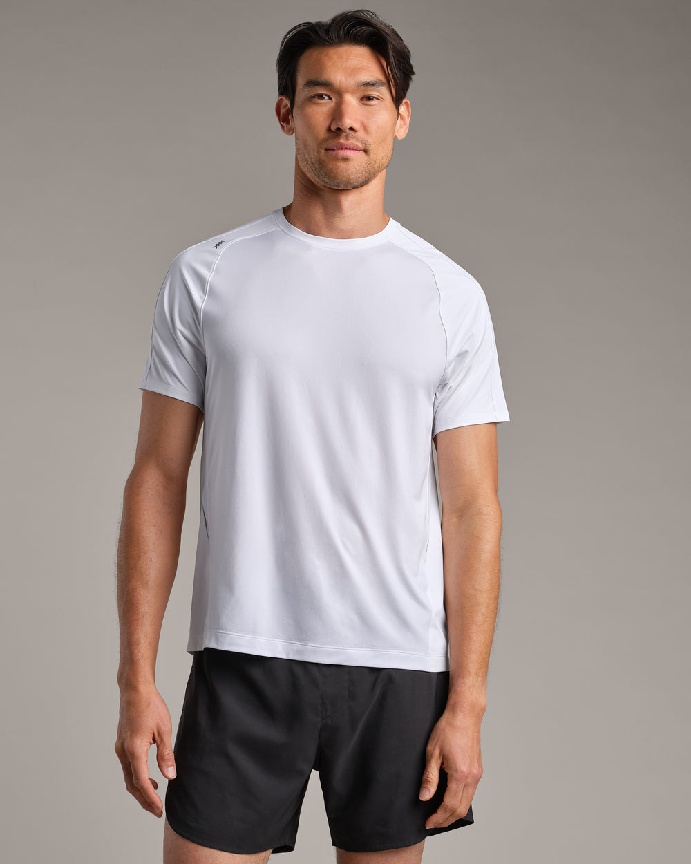 Extra Mile Air Tee - US 3752