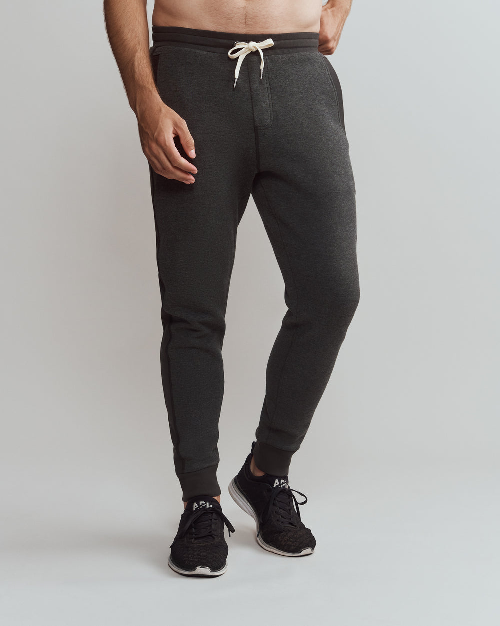 Heritage Midweight Sweatpant - US 9861