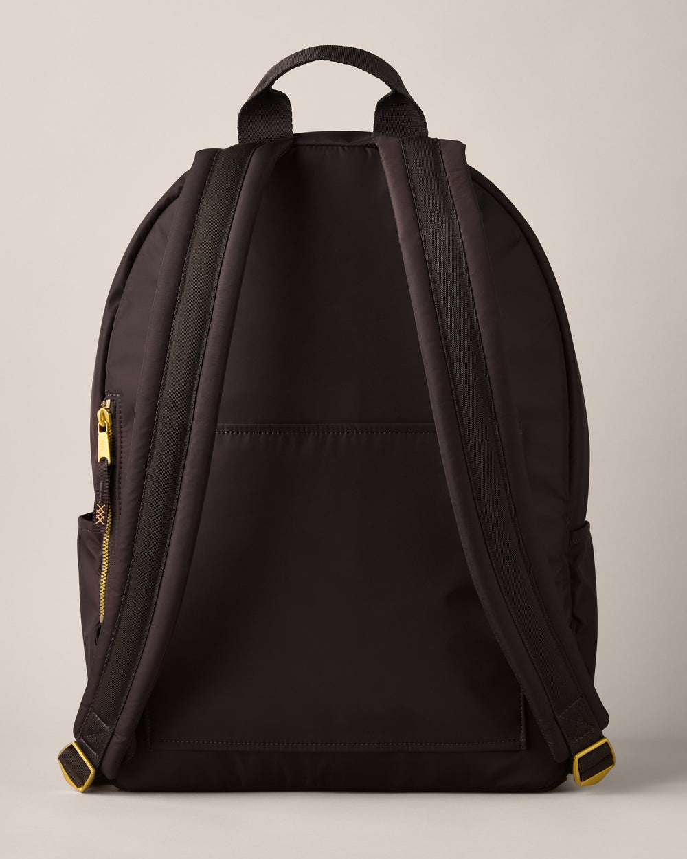 On The Daily Backpack - US 3820