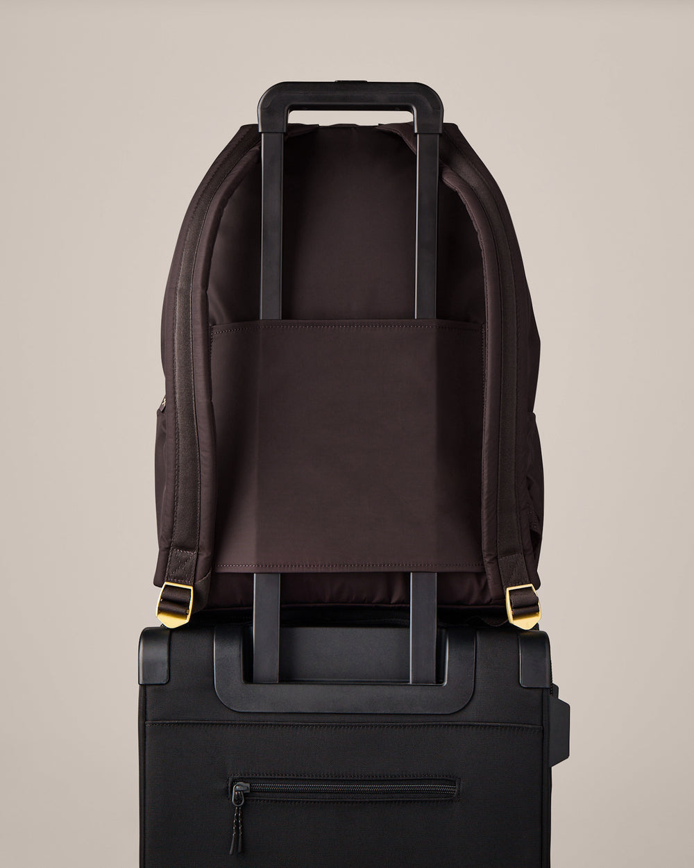 On The Daily Backpack - US 3820