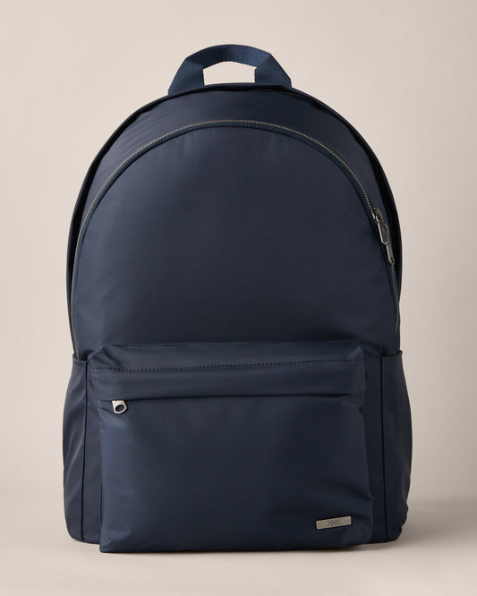 On The Daily Backpack - US 9074