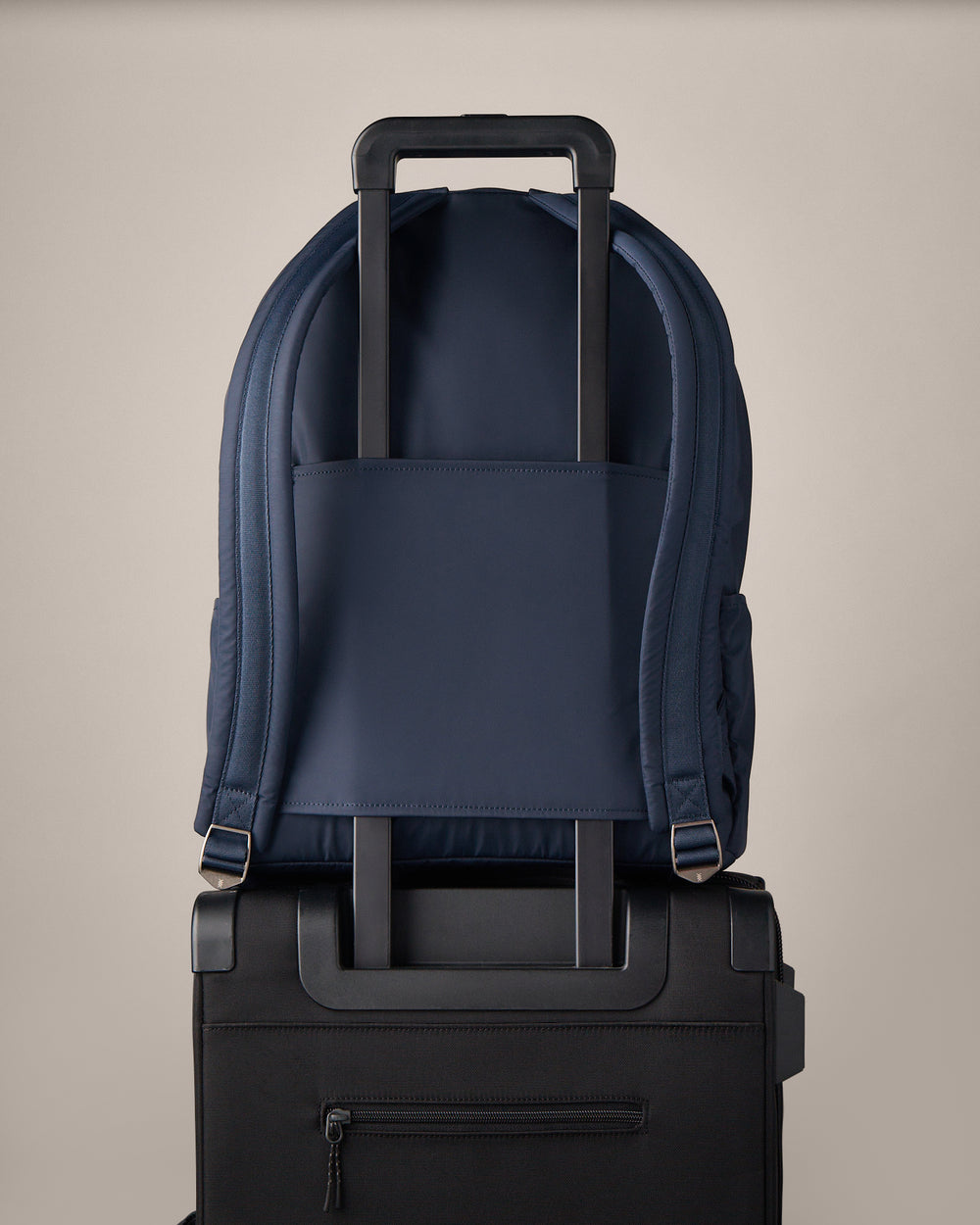 On The Daily Backpack - US 9074