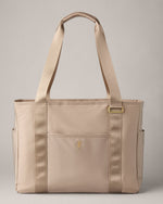 On The Daily Tote - US 7803