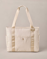 On The Daily Tote - US 5637