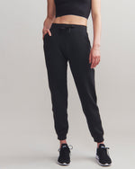 DreamGlow® Jogger - US 8057
