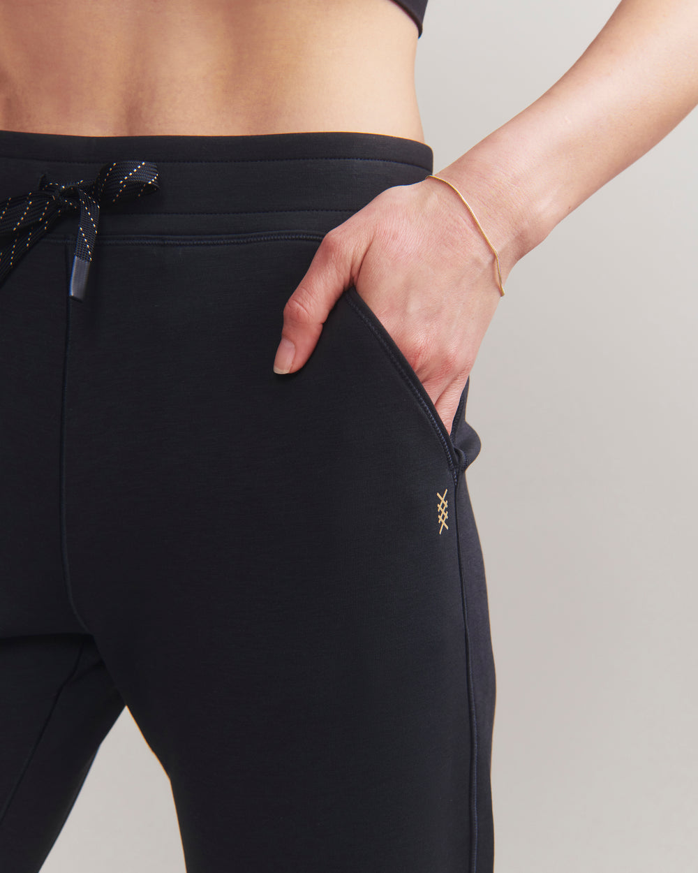 DreamGlow® Jogger - US 8057