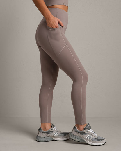 Revive™ 7/8 Pocket Legging - US 9642