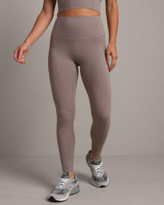 Revive™ 7/8 Pocket Legging - US 9642