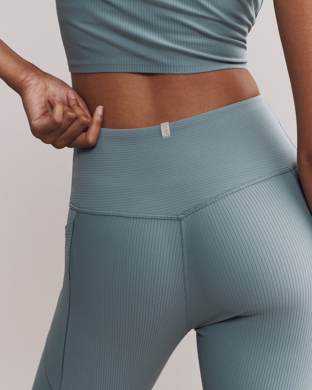 Ripple 7/8 Pocket Legging - US 3392