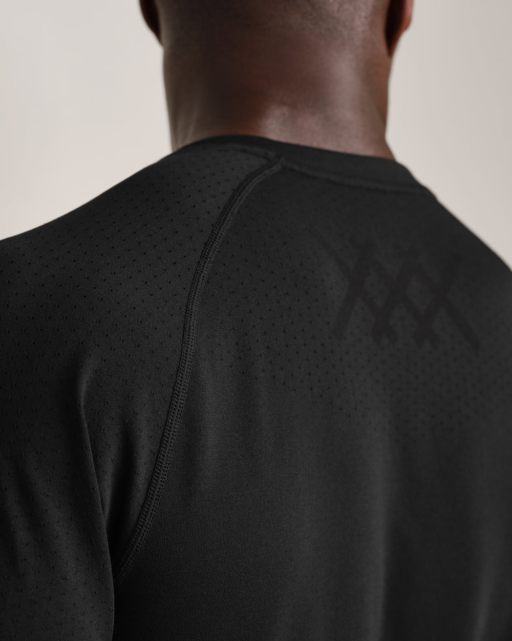 Rush Seamless Tee - US 7735