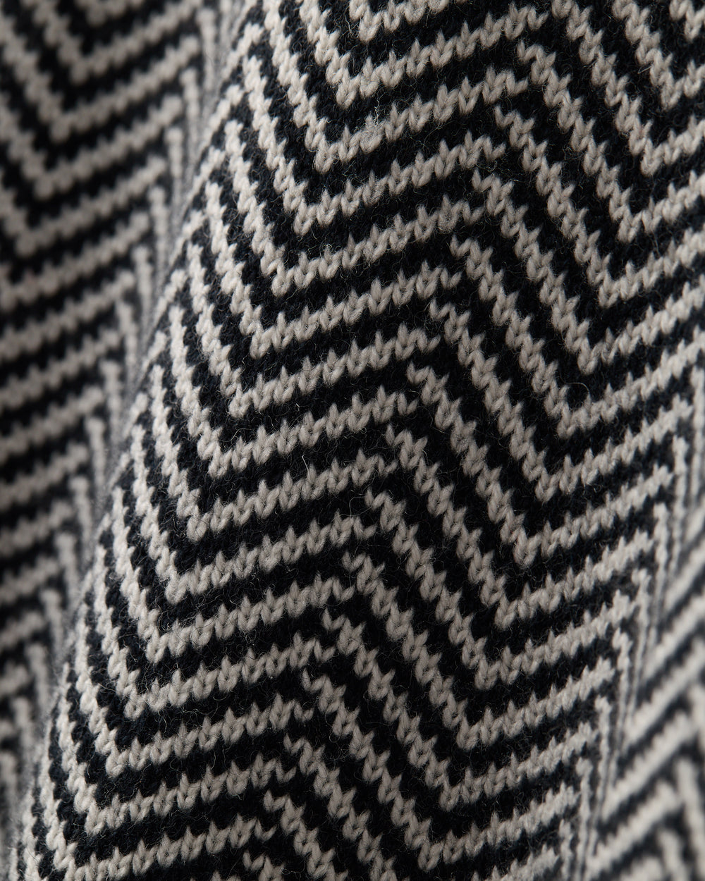 Uptown Herringbone Sweater - US 7664