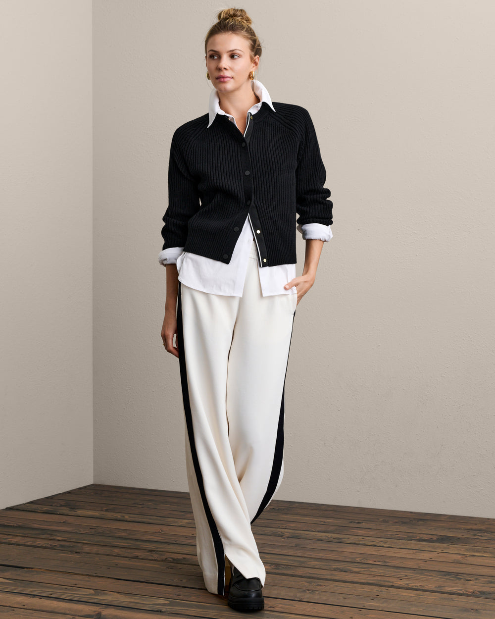 Uptown Track Pant - US 8837