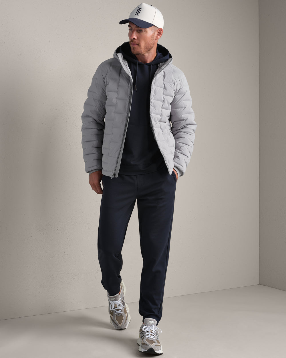 Voyage Down Jacket - US 2630