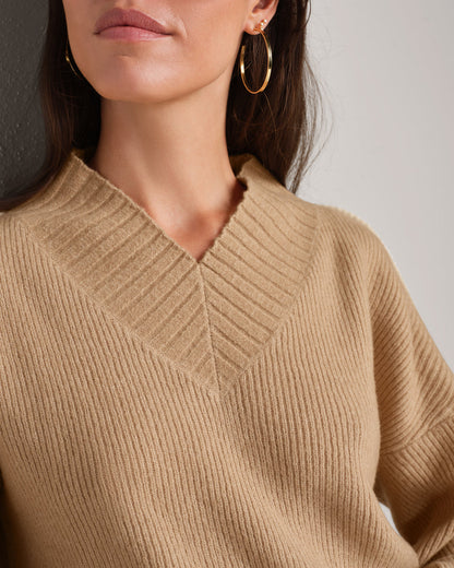 Westside V-Neck Sweater - US 8888